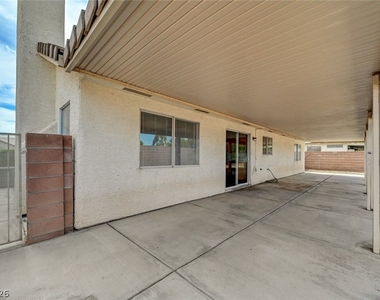 5016 Rancher Avenue - Photo Thumbnail 46