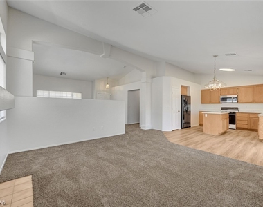 5016 Rancher Avenue - Photo Thumbnail 15