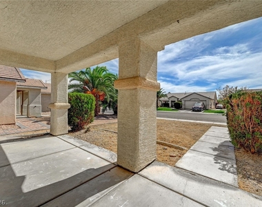 5016 Rancher Avenue - Photo Thumbnail 6