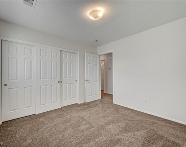 5016 Rancher Avenue - Photo Thumbnail 40