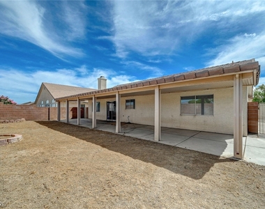 5016 Rancher Avenue - Photo Thumbnail 49