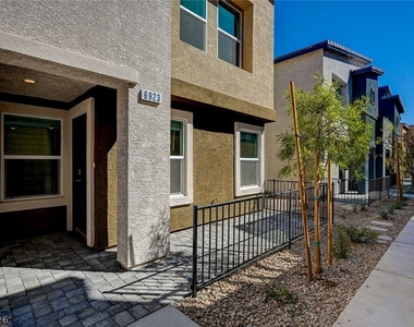 6923 Honor Hill Street - Photo Thumbnail 3