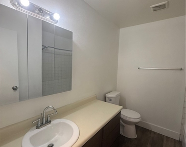 3500 Rio Robles Drive - Photo Thumbnail 9