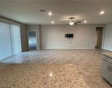 4041 Sweet Violet Court - Photo Thumbnail 4