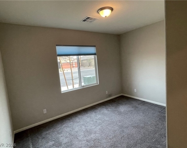 4041 Sweet Violet Court - Photo Thumbnail 18
