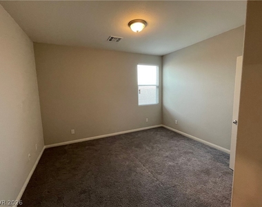 4041 Sweet Violet Court - Photo Thumbnail 16