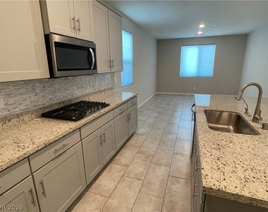 4041 Sweet Violet Court - Photo Thumbnail 8