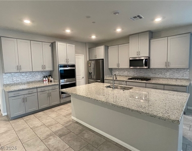 4041 Sweet Violet Court - Photo Thumbnail 2