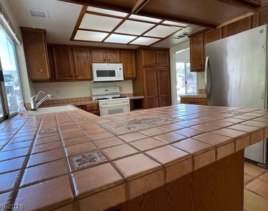 1536 Kay Court - Photo Thumbnail 11