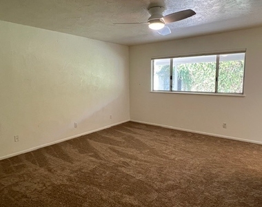 1536 Kay Court - Photo Thumbnail 25