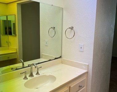 1536 Kay Court - Photo Thumbnail 33