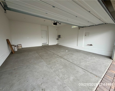 242 Freeport View Place - Photo Thumbnail 36