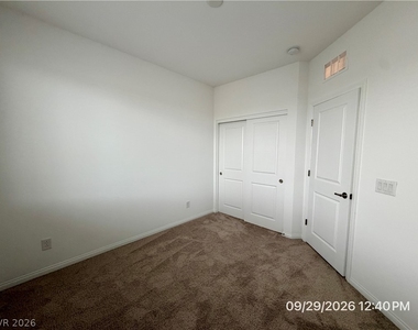 242 Freeport View Place - Photo Thumbnail 25