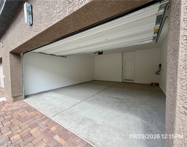 239 Freeport View Place - Photo Thumbnail 32