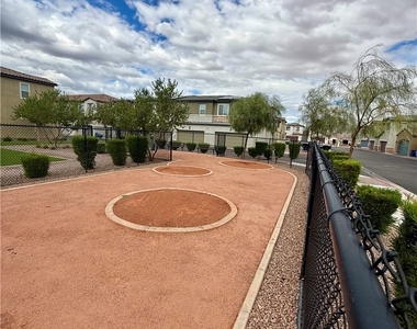 239 Freeport View Place - Photo Thumbnail 42