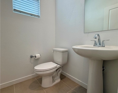 239 Freeport View Place - Photo Thumbnail 30
