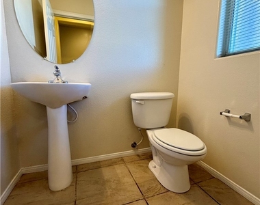 12056 Hathaway Pines Lane - Photo Thumbnail 41