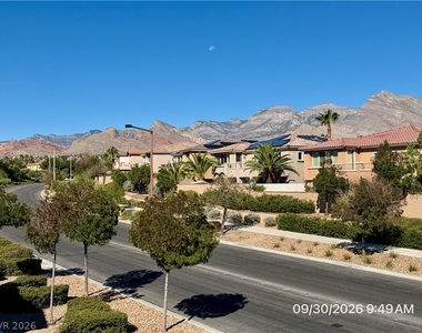 12056 Hathaway Pines Lane - Photo Thumbnail 32
