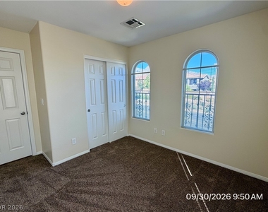 12056 Hathaway Pines Lane - Photo Thumbnail 33