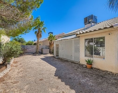 884 Cozy Valley Street - Photo Thumbnail 28