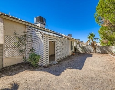 884 Cozy Valley Street - Photo Thumbnail 26