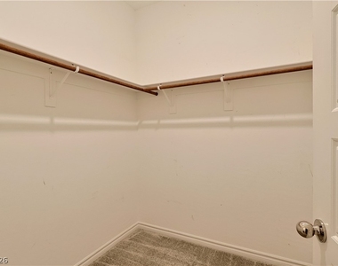 4441 Mural Glen Court - Photo Thumbnail 13