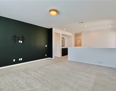 4441 Mural Glen Court - Photo Thumbnail 17