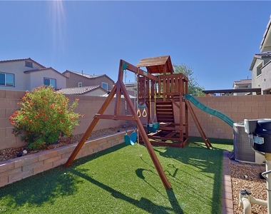 4441 Mural Glen Court - Photo Thumbnail 33
