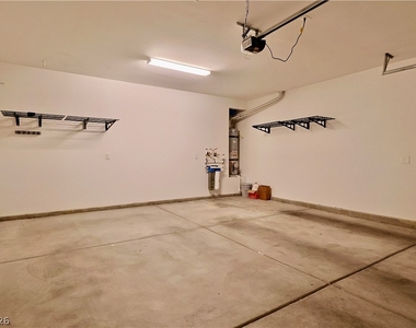 4441 Mural Glen Court - Photo Thumbnail 32