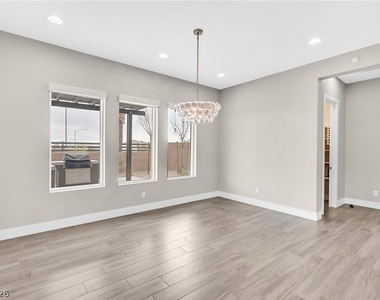 4008 Desert Trace Court - Photo Thumbnail 13