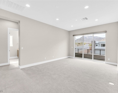 4008 Desert Trace Court - Photo Thumbnail 16
