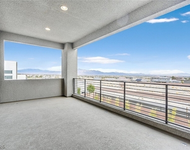 4008 Desert Trace Court - Photo Thumbnail 19