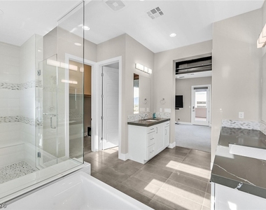 4008 Desert Trace Court - Photo Thumbnail 24