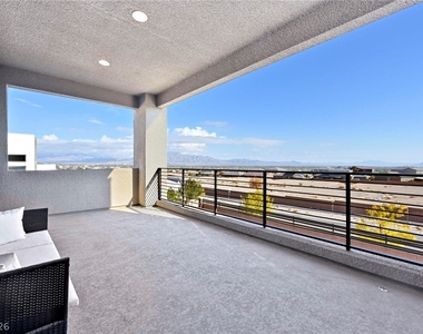 4008 Desert Trace Court - Photo Thumbnail 35
