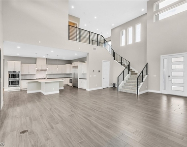 4008 Desert Trace Court - Photo Thumbnail 8