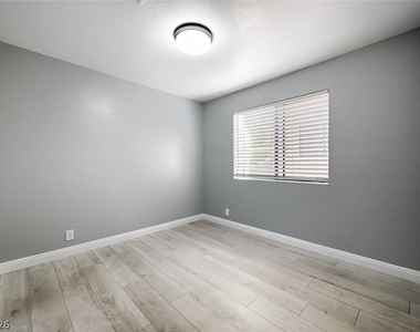 3151 Soaring Gulls Drive - Photo Thumbnail 4