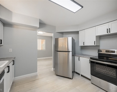 3151 Soaring Gulls Drive - Photo Thumbnail 3
