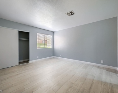 3151 Soaring Gulls Drive - Photo Thumbnail 5