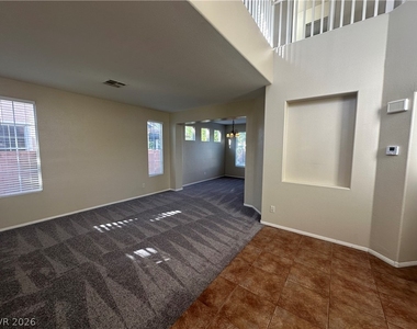 3023 Carbondale Street - Photo Thumbnail 4