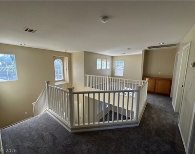 3023 Carbondale Street - Photo Thumbnail 10