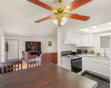 5171 Caliente Street - Photo Thumbnail 8