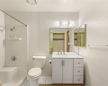 5171 Caliente Street - Photo Thumbnail 16