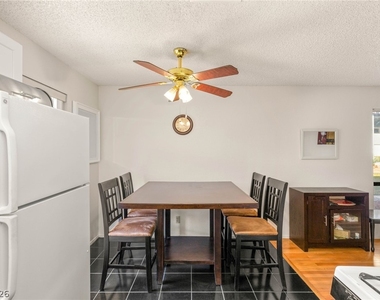 5171 Caliente Street - Photo Thumbnail 11