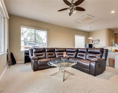 709 Sir James Bridge Way - Photo Thumbnail 10