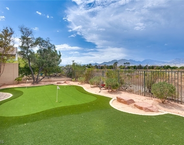 709 Sir James Bridge Way - Photo Thumbnail 37