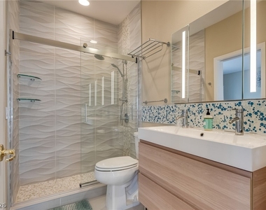 709 Sir James Bridge Way - Photo Thumbnail 24