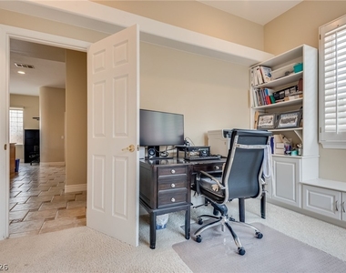 709 Sir James Bridge Way - Photo Thumbnail 18