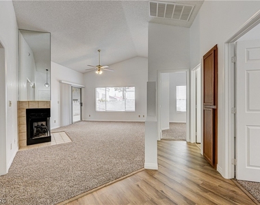 6537 Old Oxford Avenue - Photo Thumbnail 6