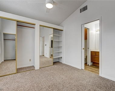 6537 Old Oxford Avenue - Photo Thumbnail 39