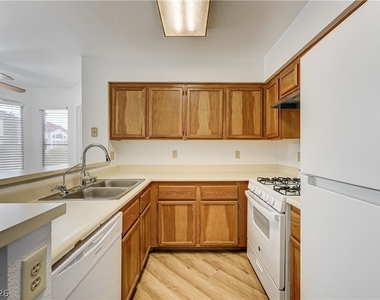 6537 Old Oxford Avenue - Photo Thumbnail 20